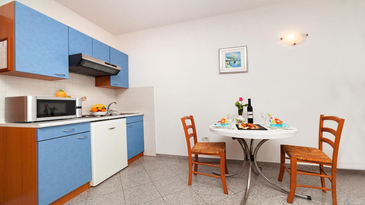 Apartment Villa Lidija Lovran Exterior foto
